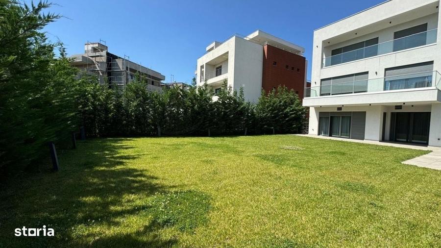Casă cu 4 camere în Central