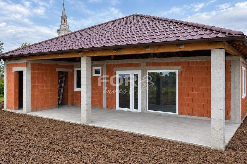 Casă cu 4 camere cu Teren 1290 Mp în Tulca
