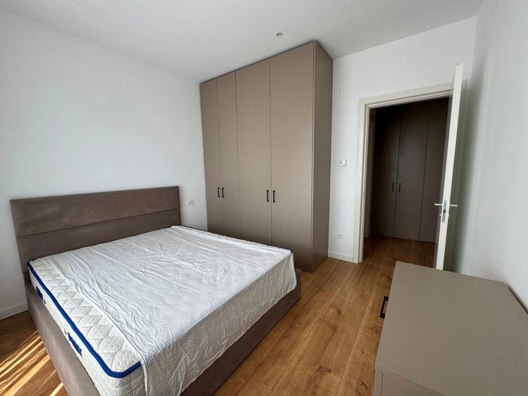 Apartament cu 2 camere decomandat în Sisești