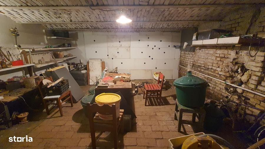 Casă cu 3 camere în Central