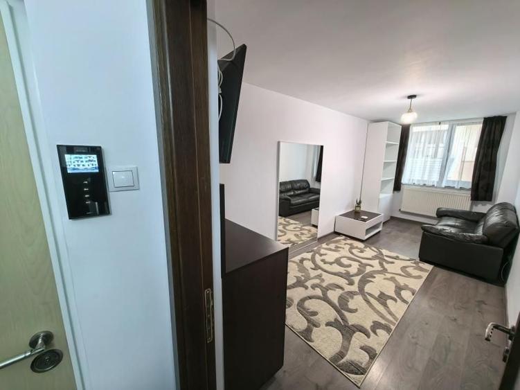 Apartament cu 3 camere decomandat, mobilat în Lunca Cetățuii