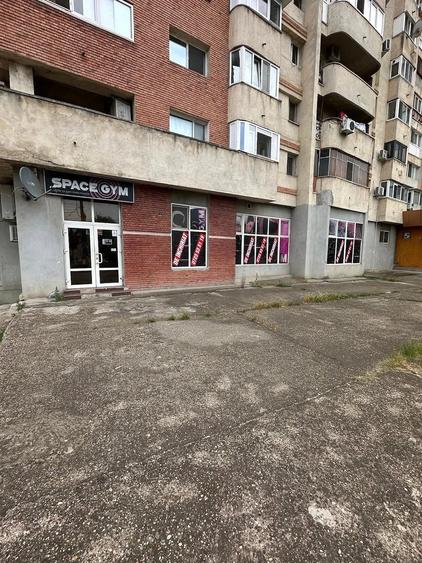Spațiu comercial, de 336 mp, în Central
