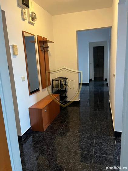 Apartament cu 3 camere decomandat, mobilat în Tei