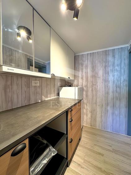 Apartament cu 2 camere semidecomandat, mobilat în Unirii
