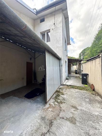Casă cu 4 camere în Deve