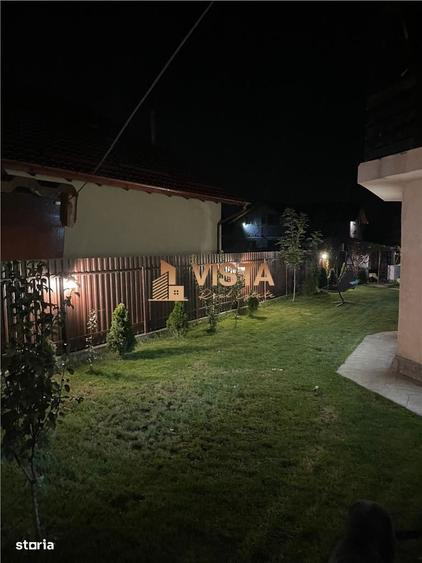 Casă cu 4 camere în Cărpiniș