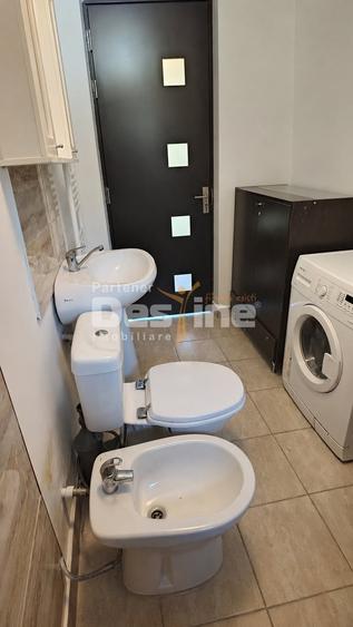Casă individuală cu 4 camere semidecomandat cu Canalizare în Valea Lupului
