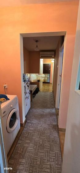 Apartament cu 3 camere decomandat în Casa de Cultură