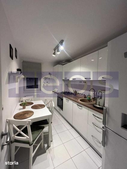 Apartament cu 2 camere decomandat, mobilat în Theodor Pallady
