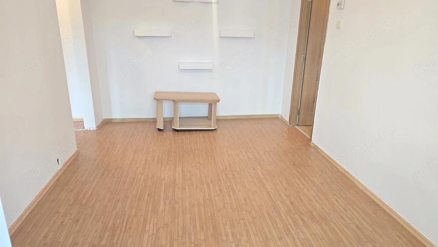 Apartament cu 2 camere semidecomandat în Micro 15