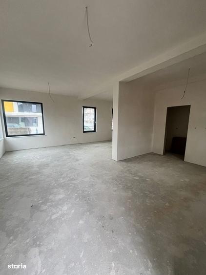 Casă cu 3 camere în Bercu Roșu