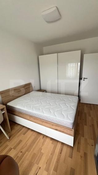 Apartament cu 3 camere decomandat, mobilat în Steaua