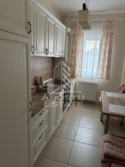 Apartament cu 2 camere semidecomandat, mobilat în Lipovei