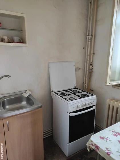 Apartament cu 2 camere decomandat în Zamfirescu