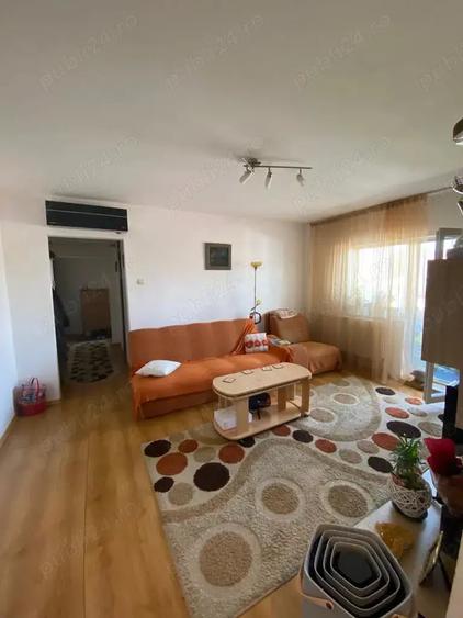 Apartament cu 2 camere semidecomandat în Central