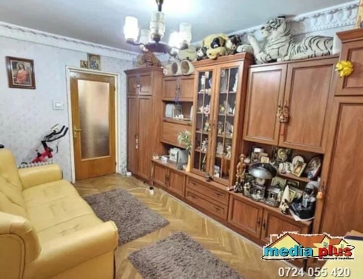 De vânzare apartament 2 camere decomandat – Micro 13 - 1