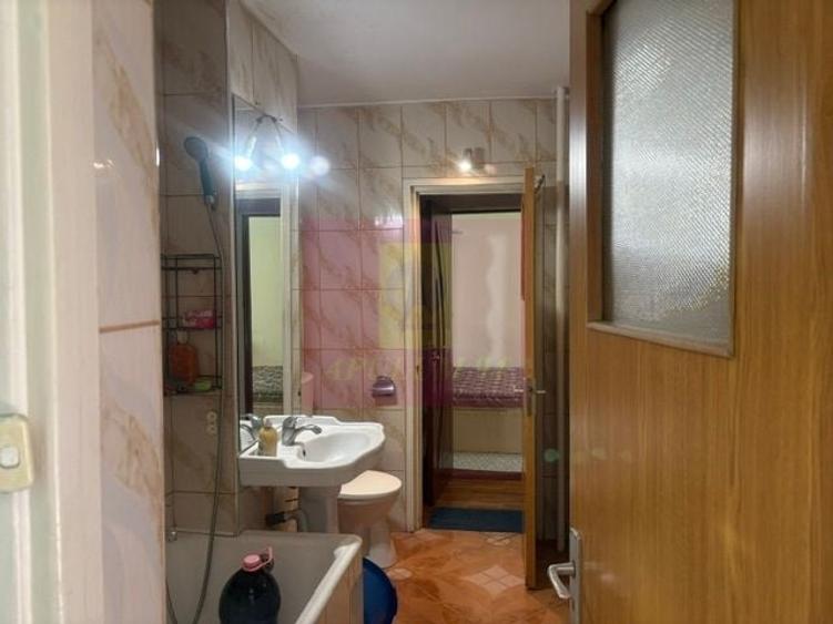 Apartament cu 2 camere circular, mobilat în Titan