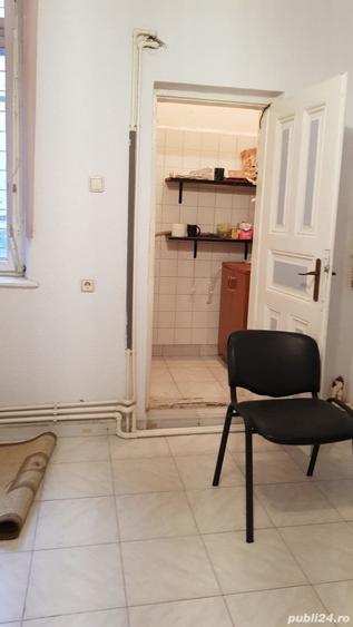 Casă cu 3 camere în Central