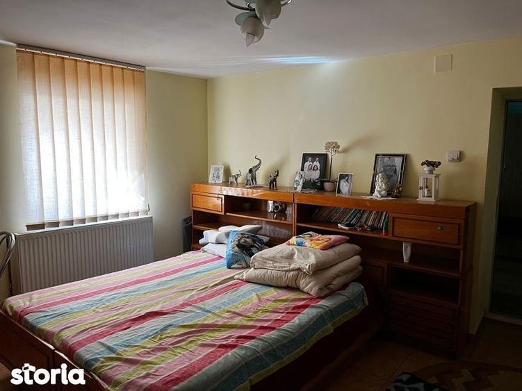 Casă cu 3 camere cu Teren 100 Mp în Cenei