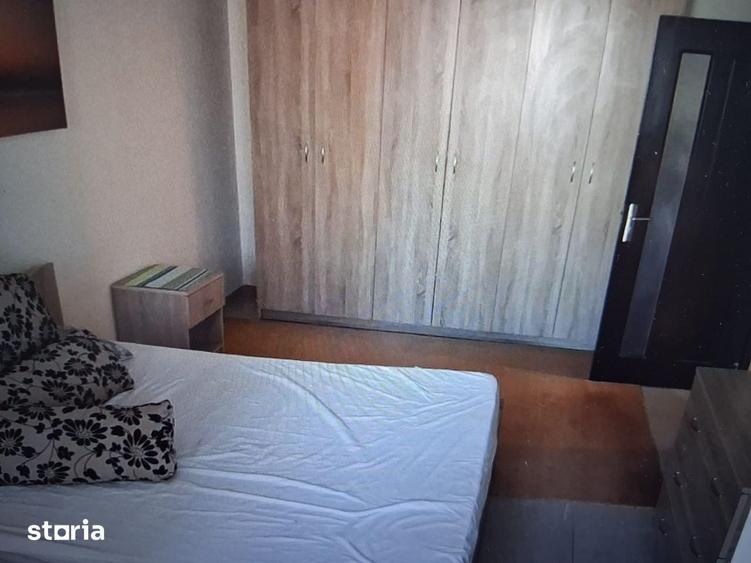 Apartament cu 2 camere decomandat în Tei