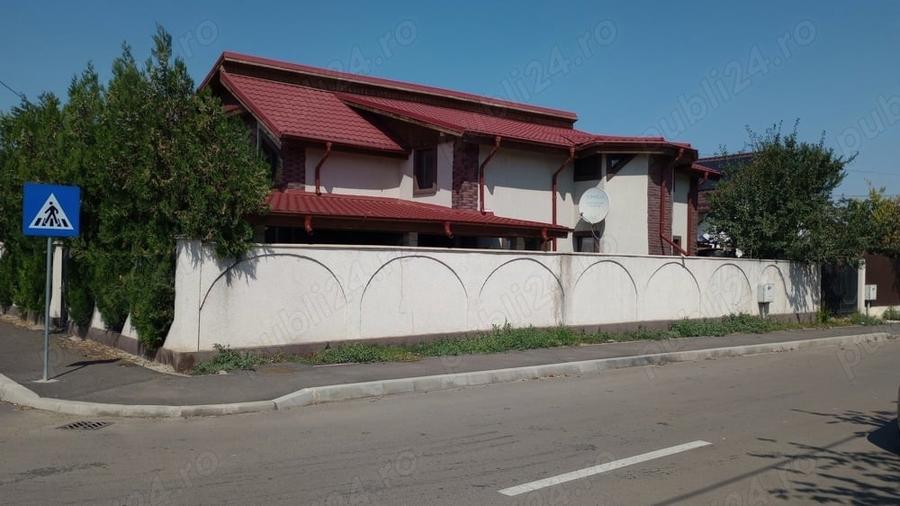 Casă cu 6 camere în Râmnicu Sărat