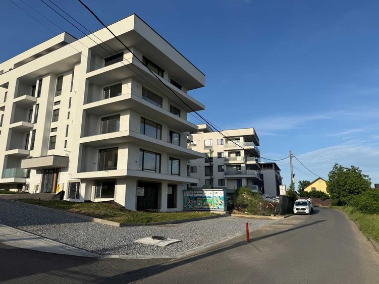 Spațiu comercial, de 176 mp, în Valea Lupului