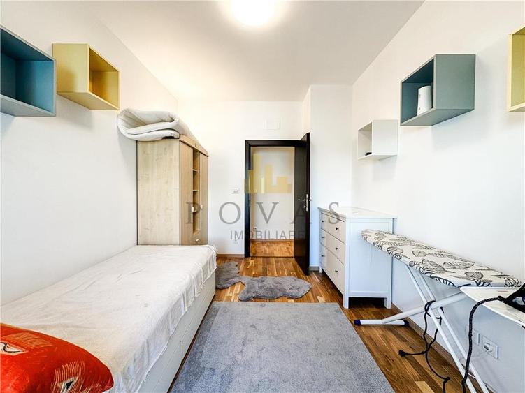 Apartament cu 3 camere decomandat, mobilat în Băneasa