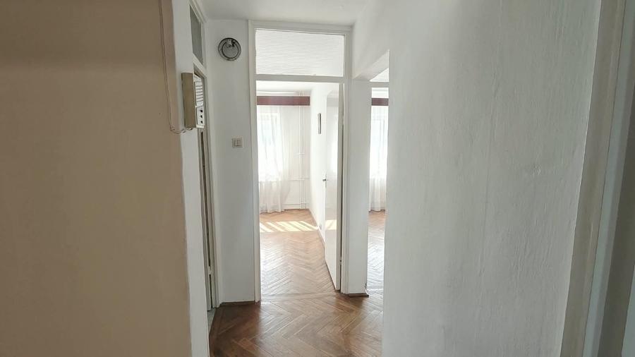 Apartament cu 3 camere decomandat în Grigorescu
