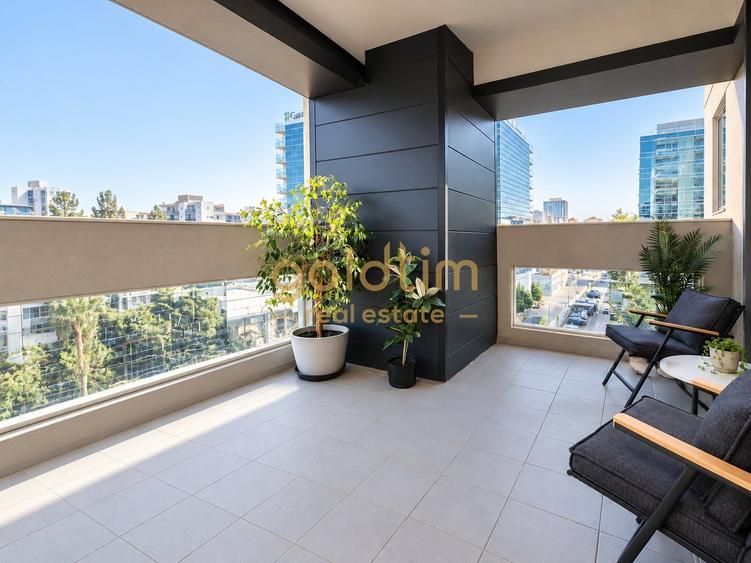 Apartament cu 3 camere decomandat, mobilat în Pipera