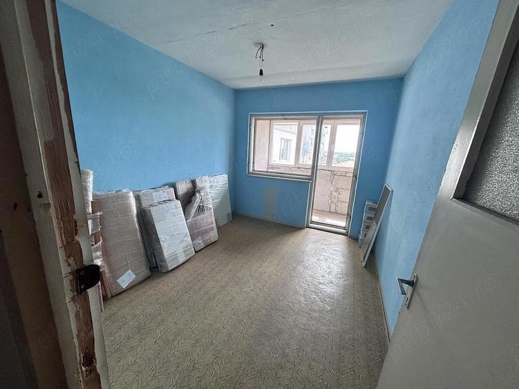 Apartament cu 4 camere decomandat în Autogară