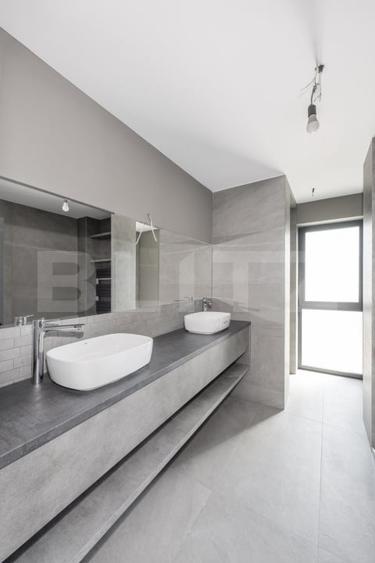 Duplex cu 4 camere cu Canalizare în Dumbrăvița