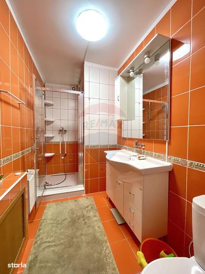 Casă cu 4 camere cu Teren 400 Mp în Boreal