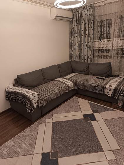 Apartament cu 3 camere semidecomandat în Ferentari