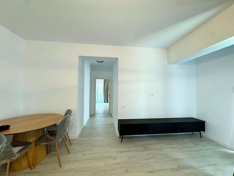 Apartament cu 3 camere, mobilat în Pipera