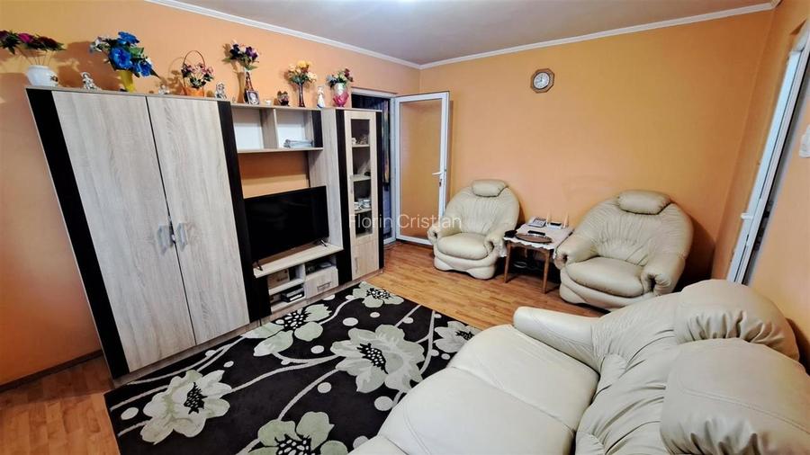 3 camere, etaj 1, MOBILAT SI UTILAT, zona Viziru 1
