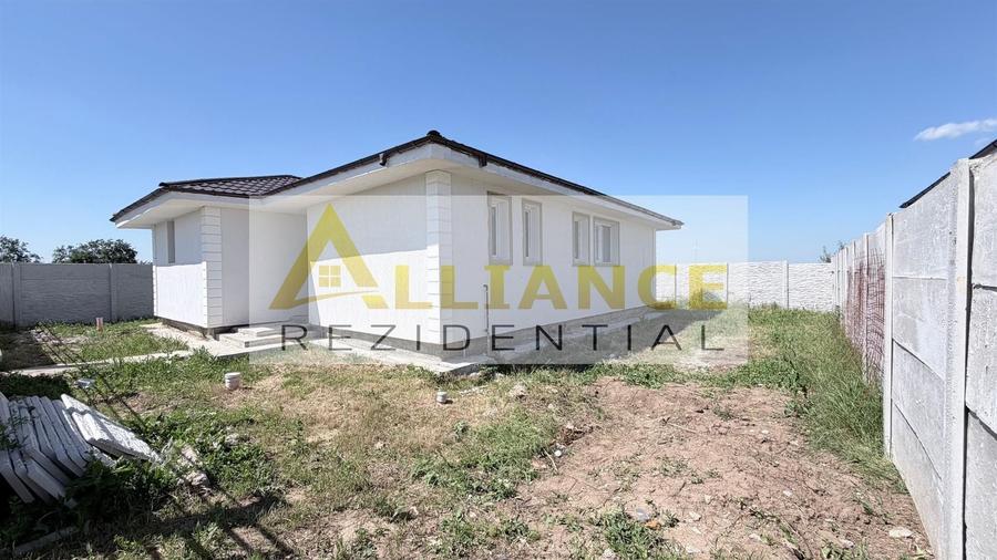 Casa Individuala - 4 camere - 3 bai - 370mp teren - 3
