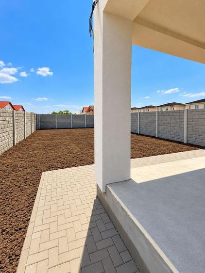 Duplex cu 4 camere cu Teren 300 Mp în Moșnița Nouă