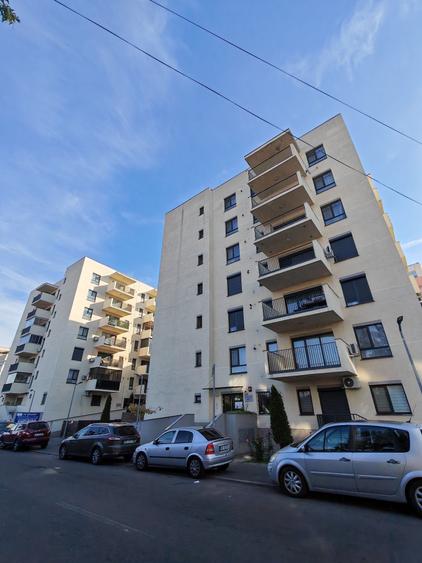 Apartament cu 2 camere semidecomandat în Obor