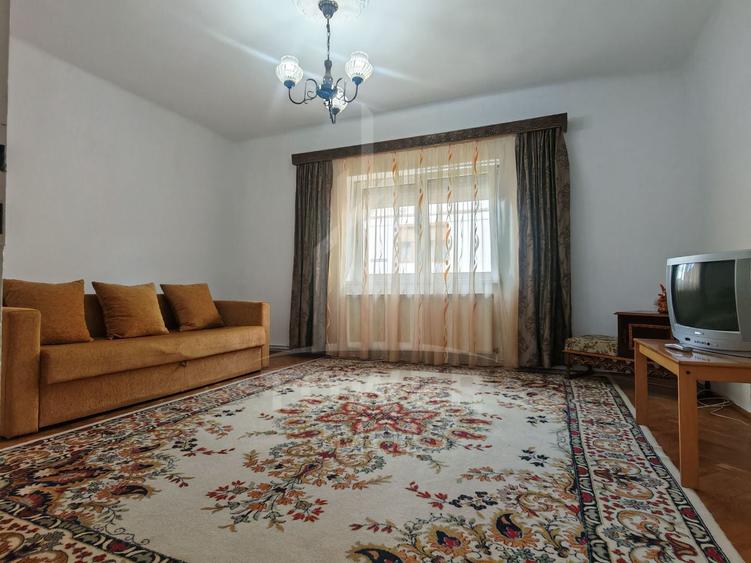 Casă individuală cu 3 camere cu Canalizare în Lupeni