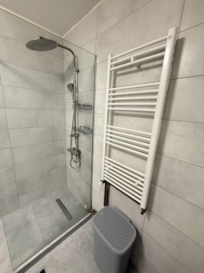 Apartament cu 2 camere semidecomandat în Politehnica