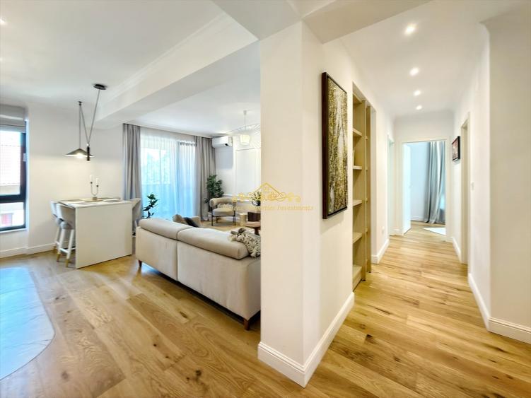 Apartament cu 3 camere decomandat în Băneasa