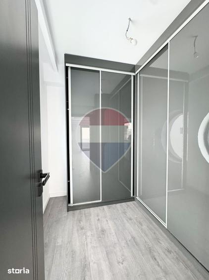 Casă cu 6 camere cu Teren 422 Mp în Central