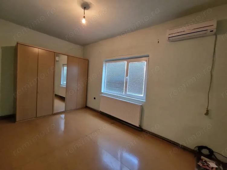 Apartament cu 3 camere decomandat în Traian