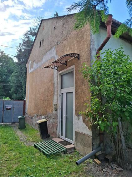 Casă cu 3 camere în Central