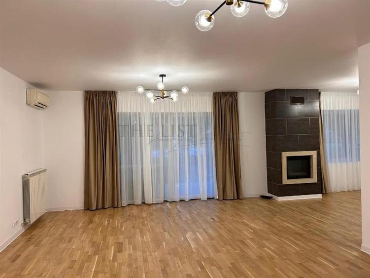Apartament cu 4 camere decomandat, mobilat în Pipera
