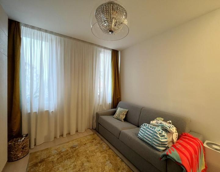 Apartament cu 3 camere decomandat în Floreasca