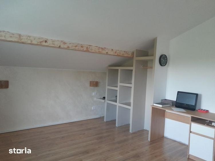 Casă cu 4 camere cu Teren 140 Mp în Central