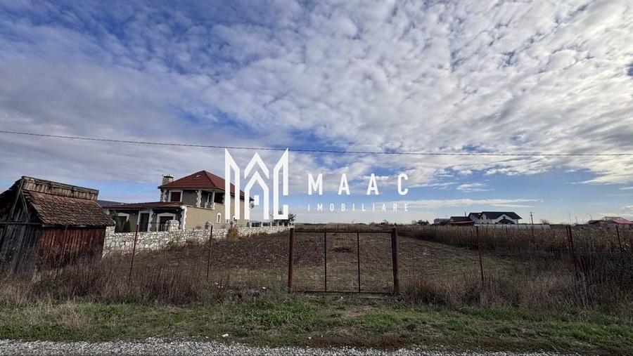 Teren agricol intravilan de 1700 mp, în Sud-Est