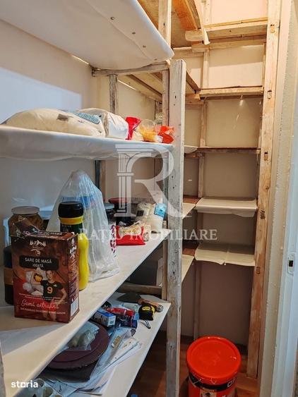 Apartament cu 3 camere semidecomandat în Cantemir