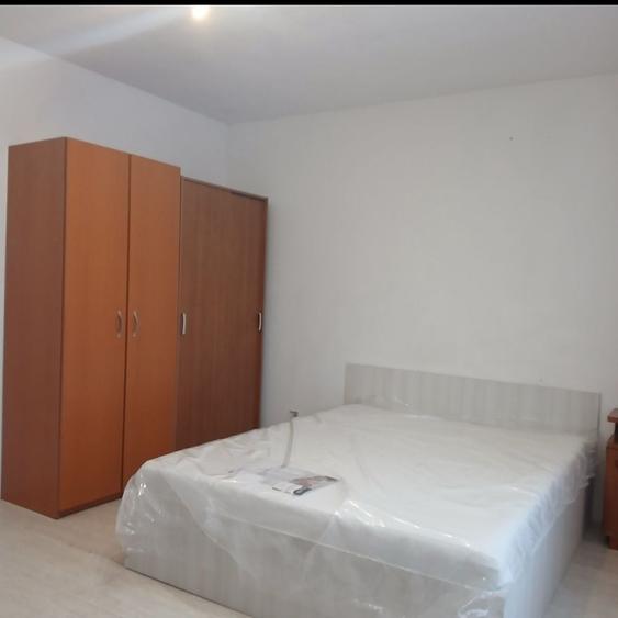 Inchiriez apartament Turnisor - 1